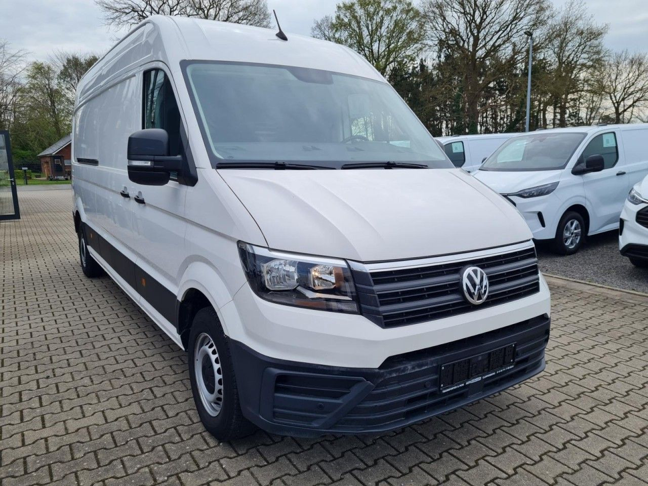 Volkswagen Crafter 35 Kasten lang L4H2 KLIMA NAVI_APP HOLZB - Furgon: obrázek 2 Volkswagen Crafter 35 Kasten lang L4H2 KLIMA NAVI_APP HOLZB - Furgon: obrázek 2