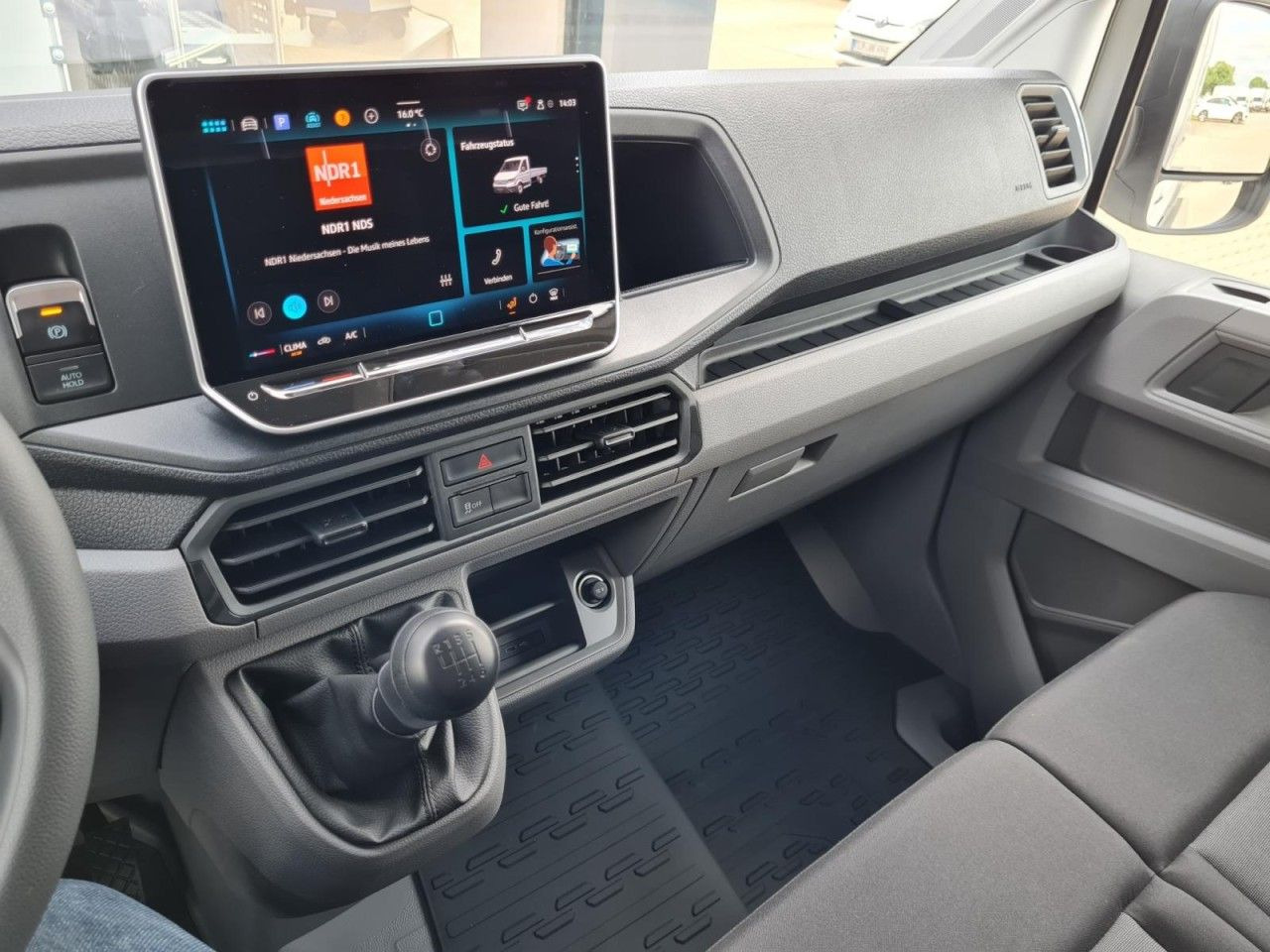 Volkswagen Crafter 35 TDI Pritsche Schiebe Plane LED TEMPOM - Plachtová dodávka: obrázek 5 Volkswagen Crafter 35 TDI Pritsche Schiebe Plane LED TEMPOM - Plachtová dodávka: obrázek 5