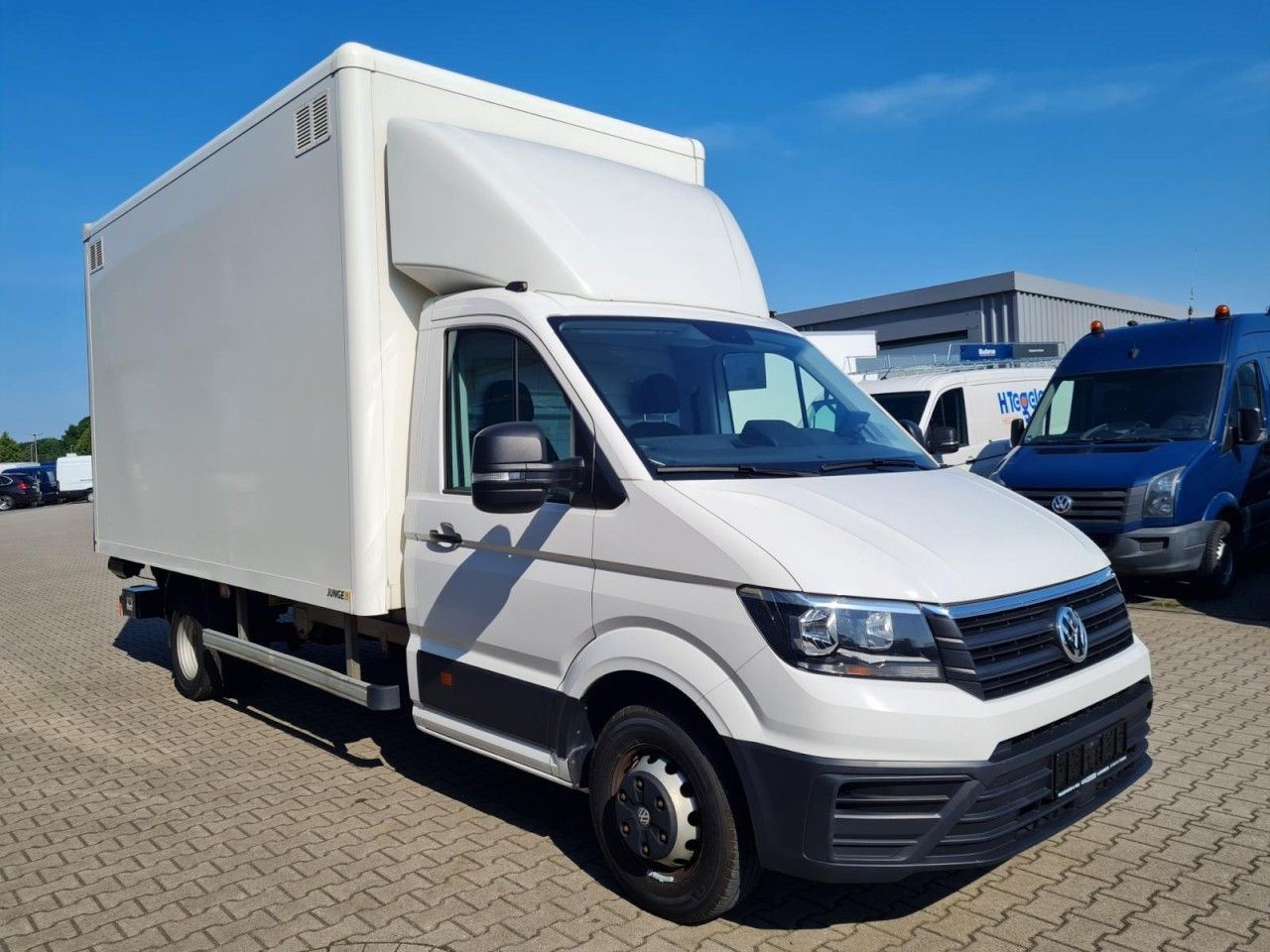 Volkswagen Crafter 50 Koffer hoch 2.0 TDI LBW KLIMA KAMERA - Dodávka skřín: obrázek 3 Volkswagen Crafter 50 Koffer hoch 2.0 TDI LBW KLIMA KAMERA - Dodávka skřín: obrázek 3