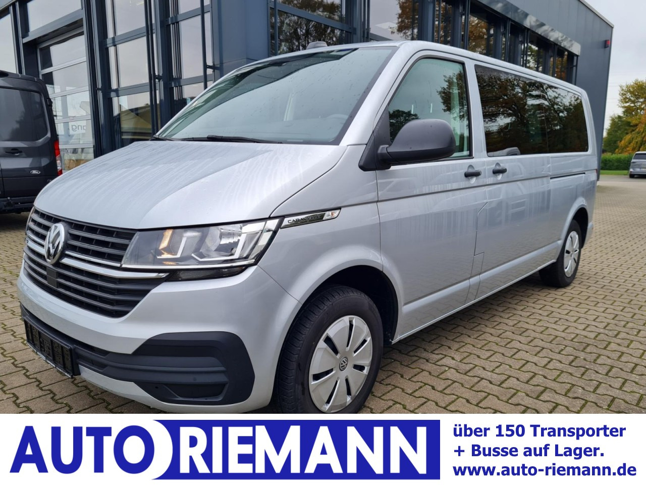 Volkswagen T6.1 Caravelle TDI lang 9 Sitzer 2 Schiebetüren Trendl. - Minibus, Mikrobus: obrázek 1 Volkswagen T6.1 Caravelle TDI lang 9 Sitzer 2 Schiebetüren Trendl. - Minibus, Mikrobus: obrázek 1