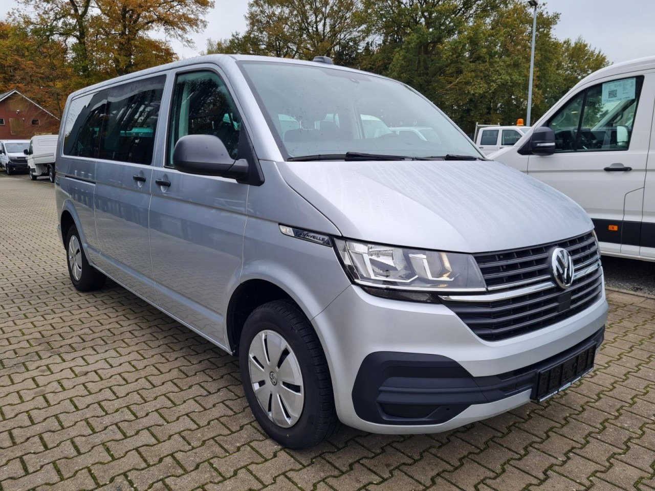Volkswagen T6.1 Caravelle TDI lang 9 Sitzer 2 Schiebetüren Trendl. - Minibus, Mikrobus: obrázek 3 Volkswagen T6.1 Caravelle TDI lang 9 Sitzer 2 Schiebetüren Trendl. - Minibus, Mikrobus: obrázek 3