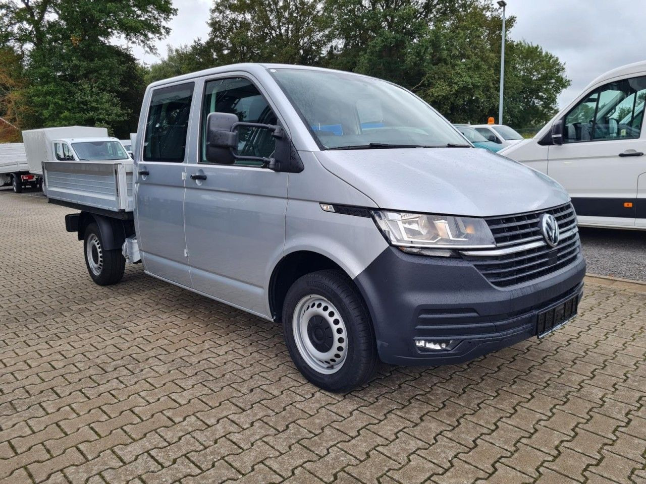 Volkswagen T6.1 Doka Pritsche Plane 6-Sitze Klima Komfort - Plachtová dodávka, Dodávka s dvojitou kabinou: obrázek 3 Volkswagen T6.1 Doka Pritsche Plane 6-Sitze Klima Komfort - Plachtová dodávka, Dodávka s dvojitou kabinou: obrázek 3