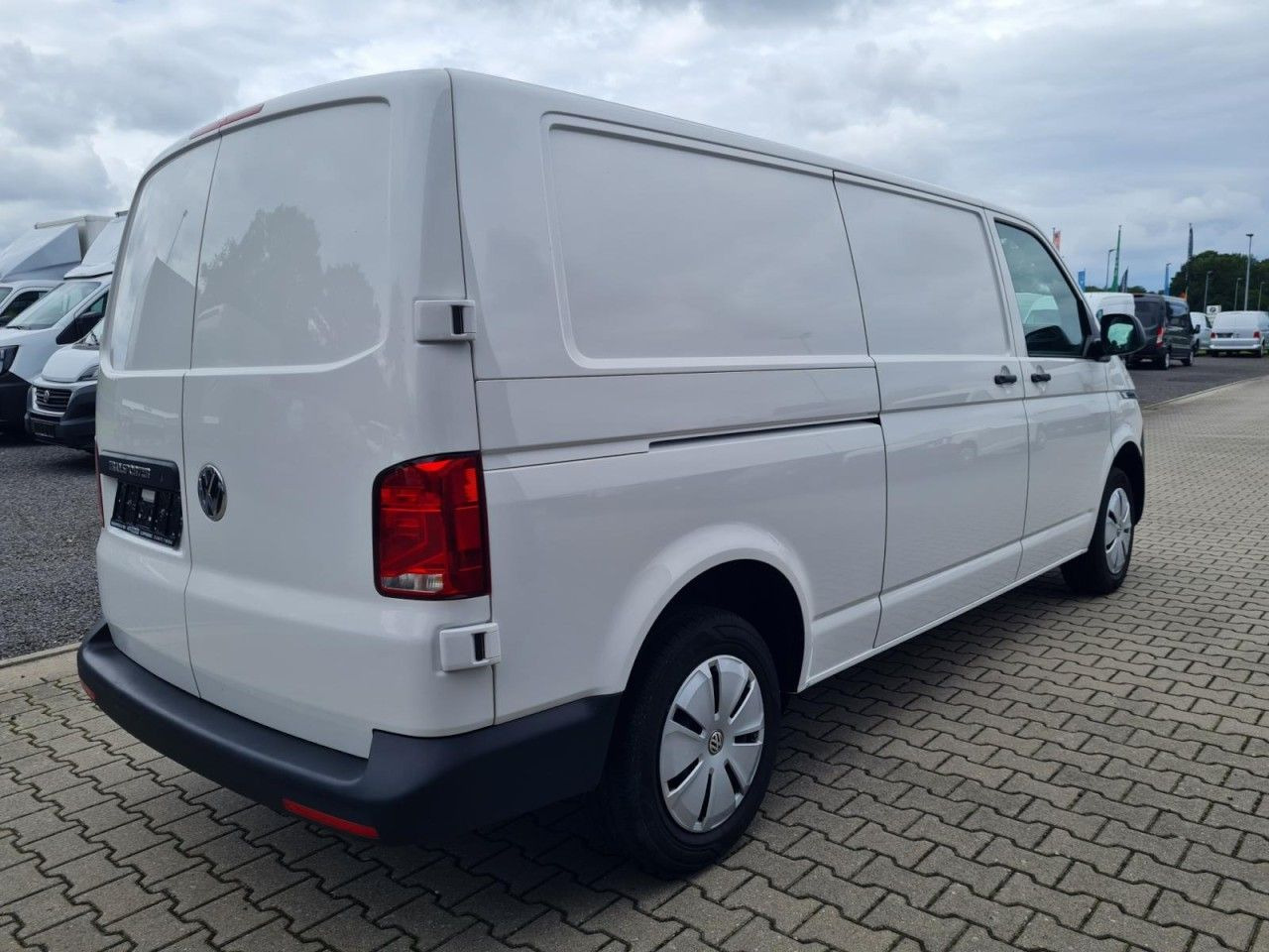 Volkswagen T6.1 Kasten TDi lang Flügeltüren KLIMA Verkleidu - Malá dodávka: obrázek 5 Volkswagen T6.1 Kasten TDi lang Flügeltüren KLIMA Verkleidu - Malá dodávka: obrázek 5
