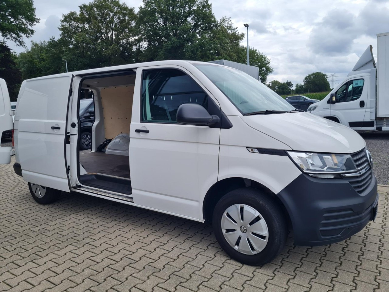 Volkswagen T6.1 Kasten TDi lang Flügeltüren KLIMA Verkleidungen - Malá dodávka: obrázek 4 Volkswagen T6.1 Kasten TDi lang Flügeltüren KLIMA Verkleidungen - Malá dodávka: obrázek 4