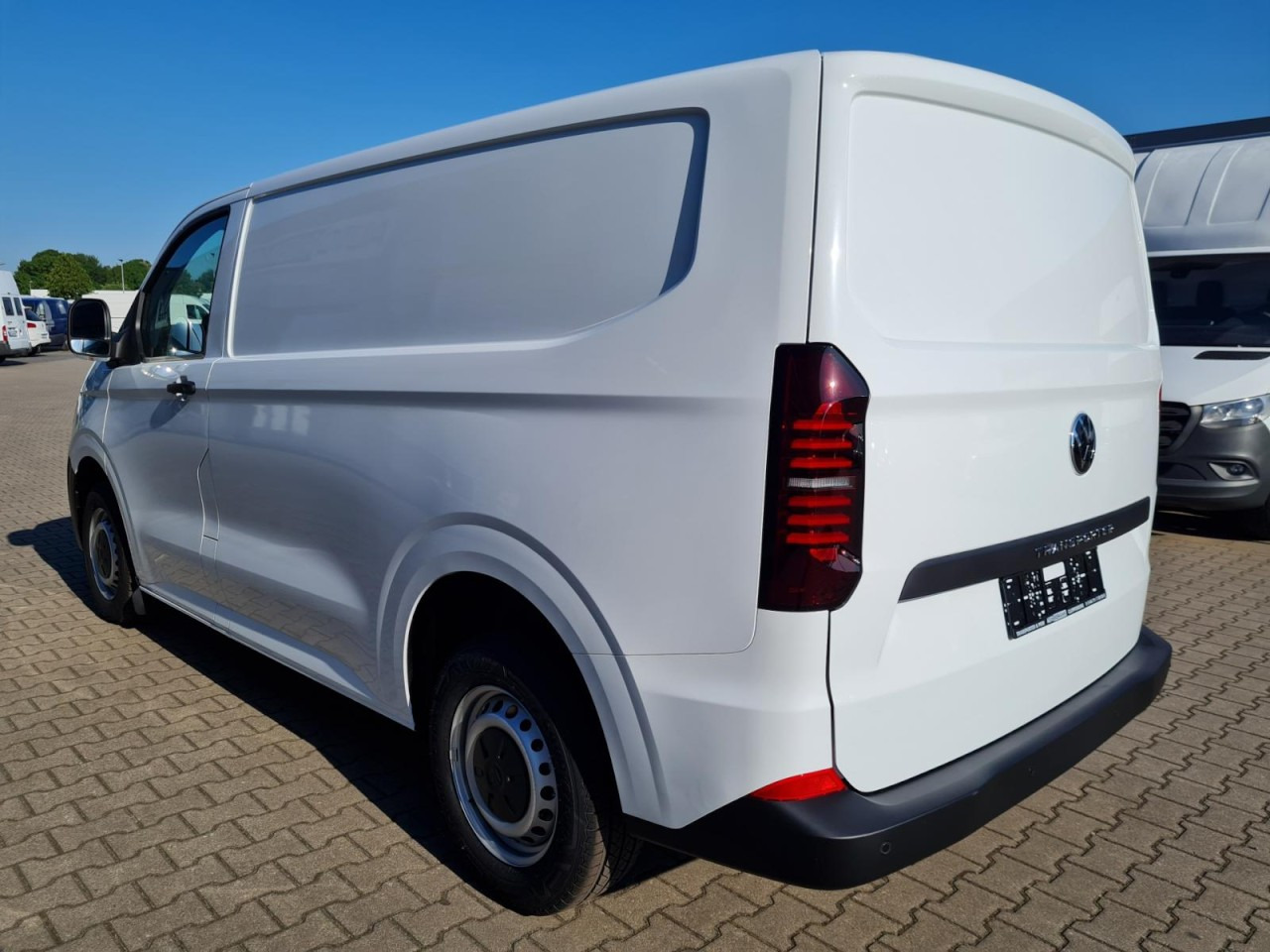 Volkswagen T7 Transporter Kasten Tdi KR Heckklappe PDC KLIMA - Malá dodávka: obrázek 4 Volkswagen T7 Transporter Kasten Tdi KR Heckklappe PDC KLIMA - Malá dodávka: obrázek 4