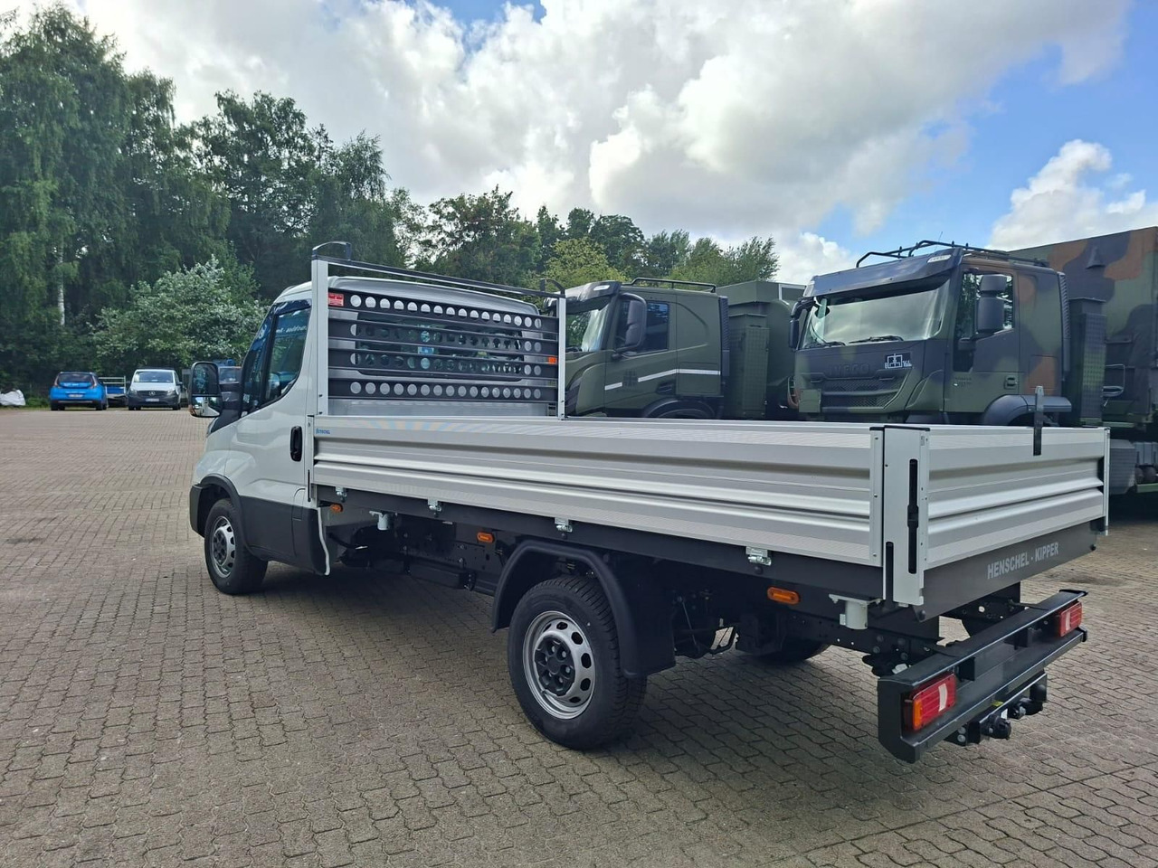 Iveco Daily 35S14A8Y Henschel 3-Seiten Kipper 100 k... - Dodávka valník: obrázek 4 Iveco Daily 35S14A8Y Henschel 3-Seiten Kipper 100 k... - Dodávka valník: obrázek 4