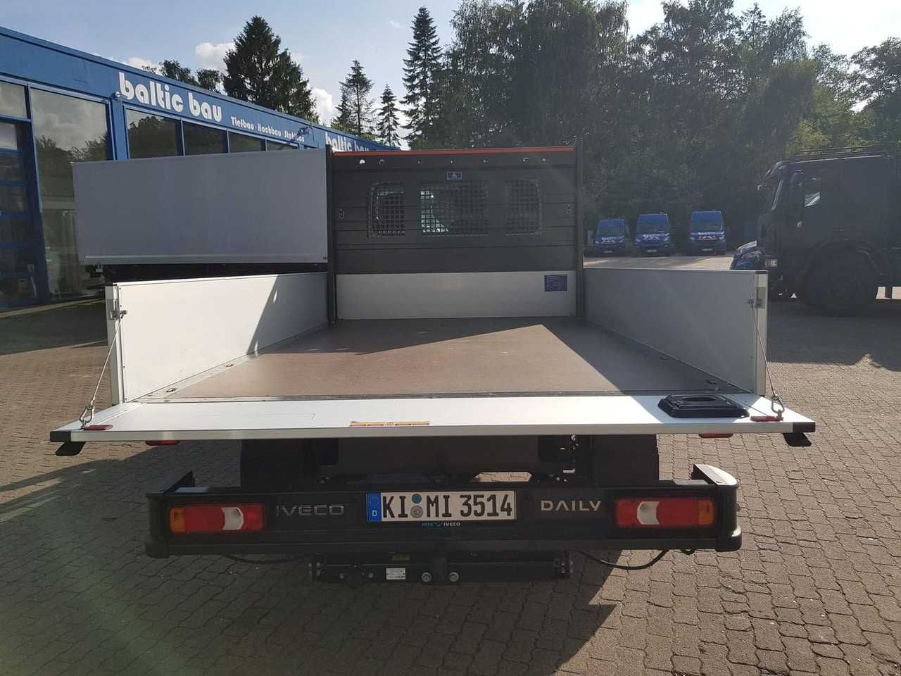 Iveco Daily 35S14HA8 Pritsche AHK 100 kW (136 PS),... - Dodávka valník: obrázek 5 Iveco Daily 35S14HA8 Pritsche AHK 100 kW (136 PS),... - Dodávka valník: obrázek 5