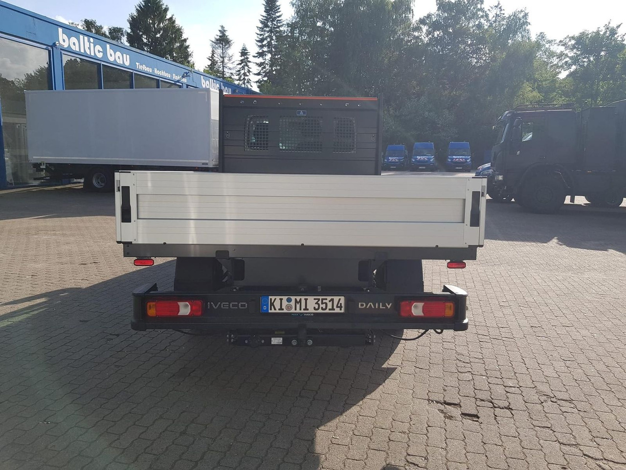 Iveco Daily 35S14HA8 Pritsche AHK 100 kW (136 PS),... - Dodávka valník: obrázek 4 Iveco Daily 35S14HA8 Pritsche AHK 100 kW (136 PS),... - Dodávka valník: obrázek 4
