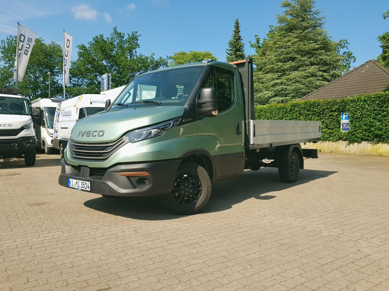 Iveco Daily 35S14HA8 Pritsche AHK 100 kW (136 PS),... - Dodávka valník: obrázek 1 Iveco Daily 35S14HA8 Pritsche AHK 100 kW (136 PS),... - Dodávka valník: obrázek 1