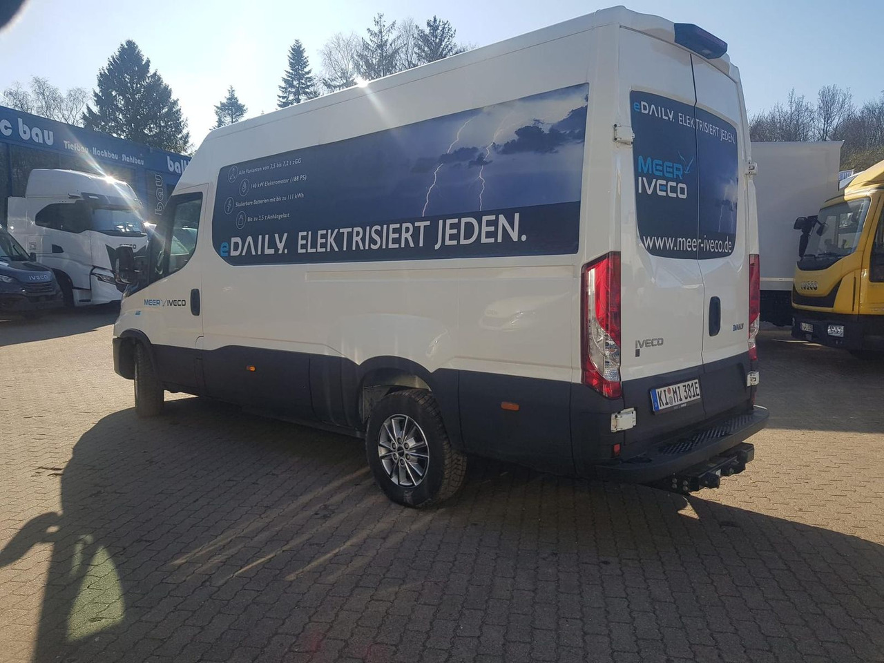 Iveco Daily 38S14E V Rückfahrkamera, AHK mit 3,5t, ... - Furgon, Elektrická dodávka: obrázek 4 Iveco Daily 38S14E V Rückfahrkamera, AHK mit 3,5t, ... - Furgon, Elektrická dodávka: obrázek 4