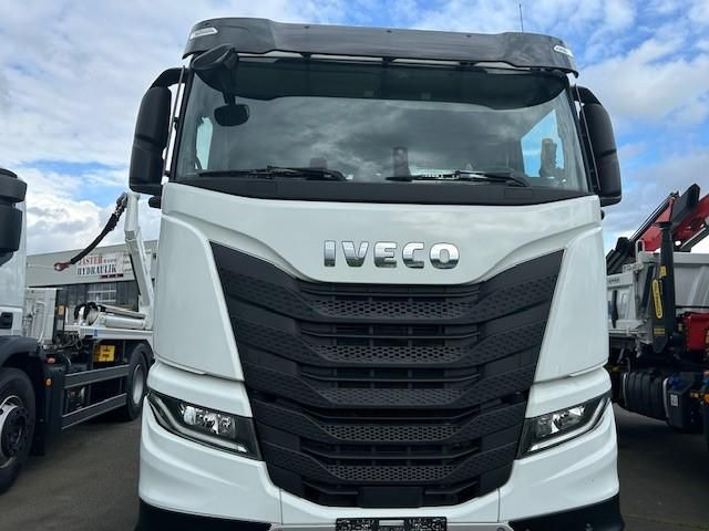 Iveco X-WAY AS280X49Y/PS ON Abrollkipper Hiab 21S.... - Hákový nosič kontejnerů: obrázek 2 Iveco X-WAY AS280X49Y/PS ON Abrollkipper Hiab 21S.... - Hákový nosič kontejnerů: obrázek 2