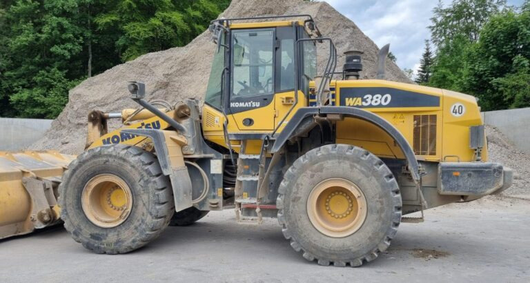 Komatsu WA380 – wheel loader / Radlader - Nakladač: obrázek 1 Komatsu WA380 – wheel loader / Radlader - Nakladač: obrázek 1