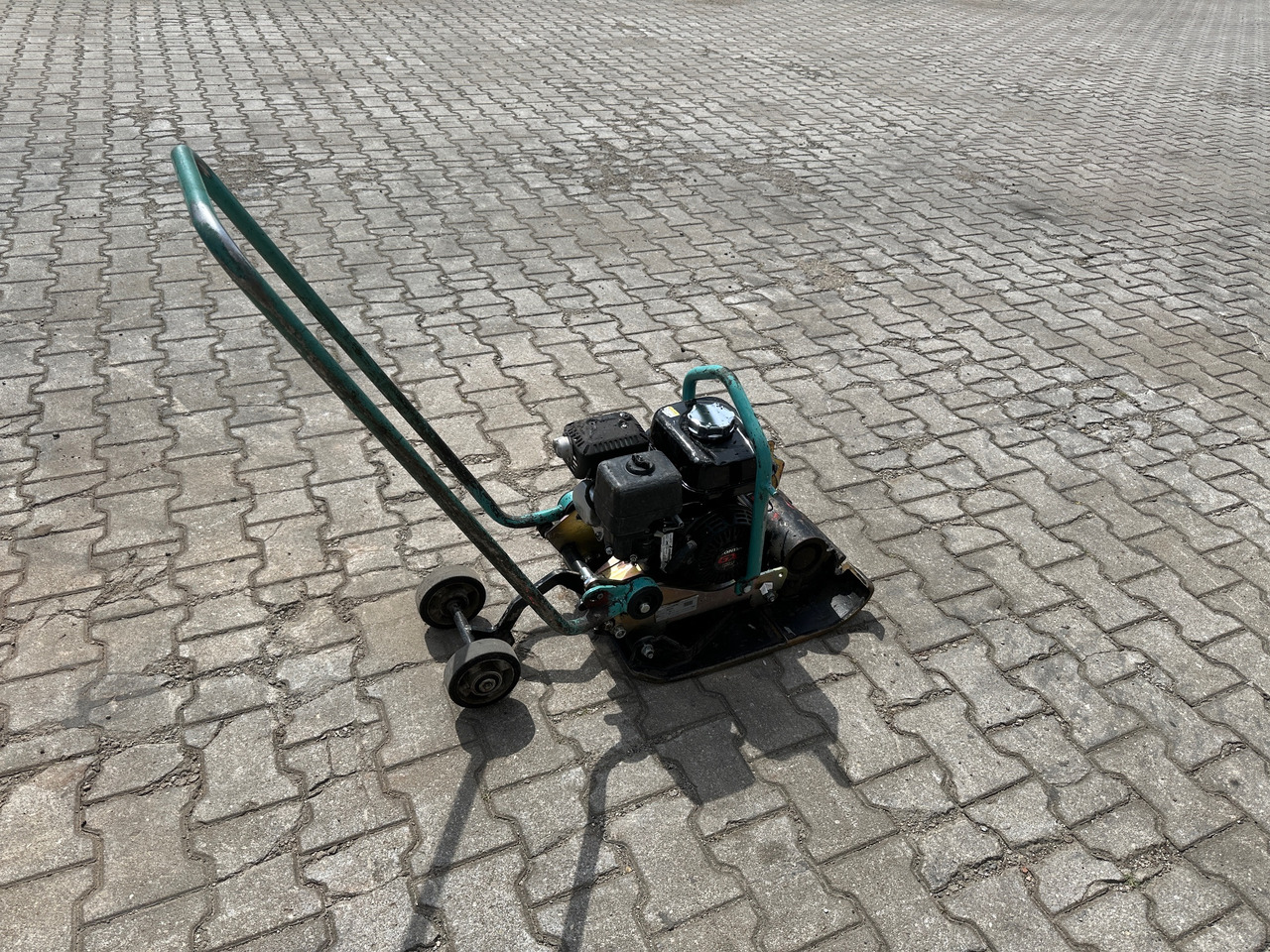 Ammann APF12/40 Rüttelplatte 69 kg - Vibrační deska: obrázek 5 Ammann APF12/40 Rüttelplatte 69 kg - Vibrační deska: obrázek 5