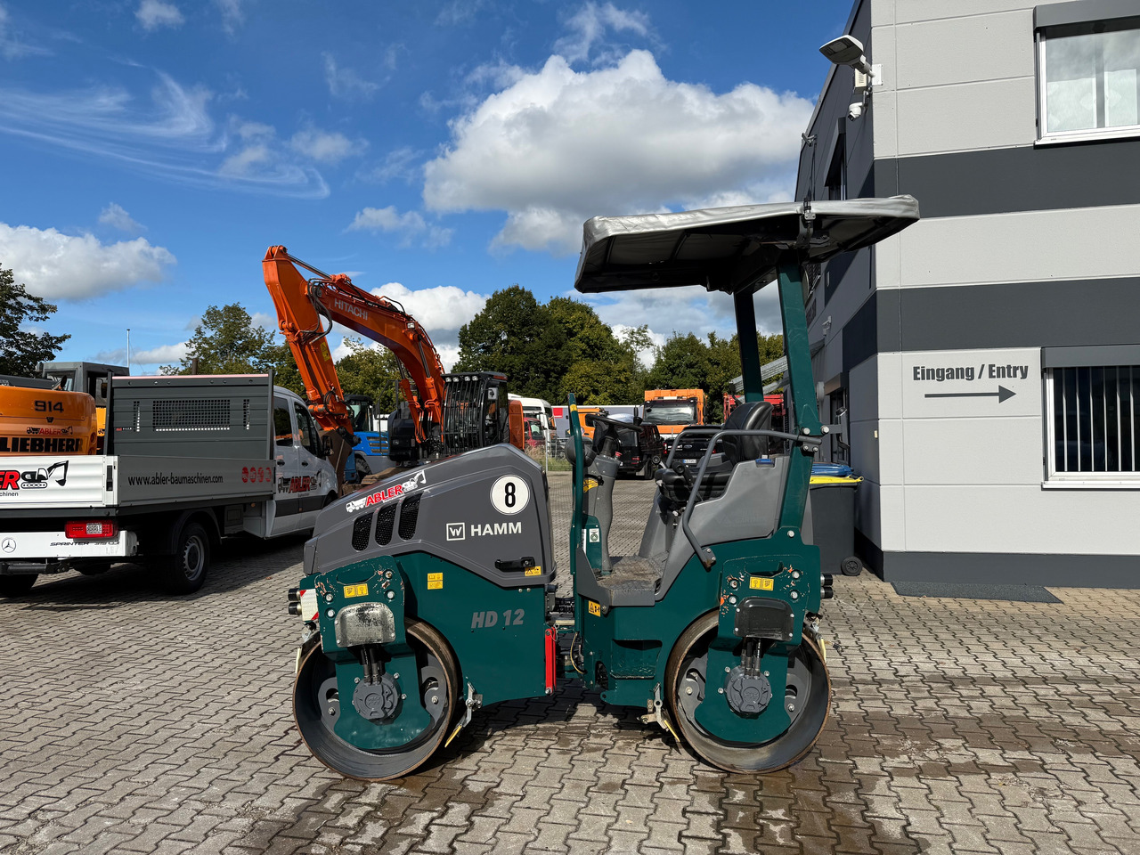 Hamm HD12 VV Tandemwalze mit Dach - Silniční válec: obrázek 2 Hamm HD12 VV Tandemwalze mit Dach - Silniční válec: obrázek 2