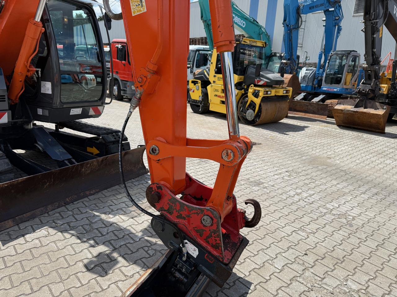 Rýpadlo Hitachi ZX85 US-3 OFFSET Kompaktbagger MS08: obrázek 14