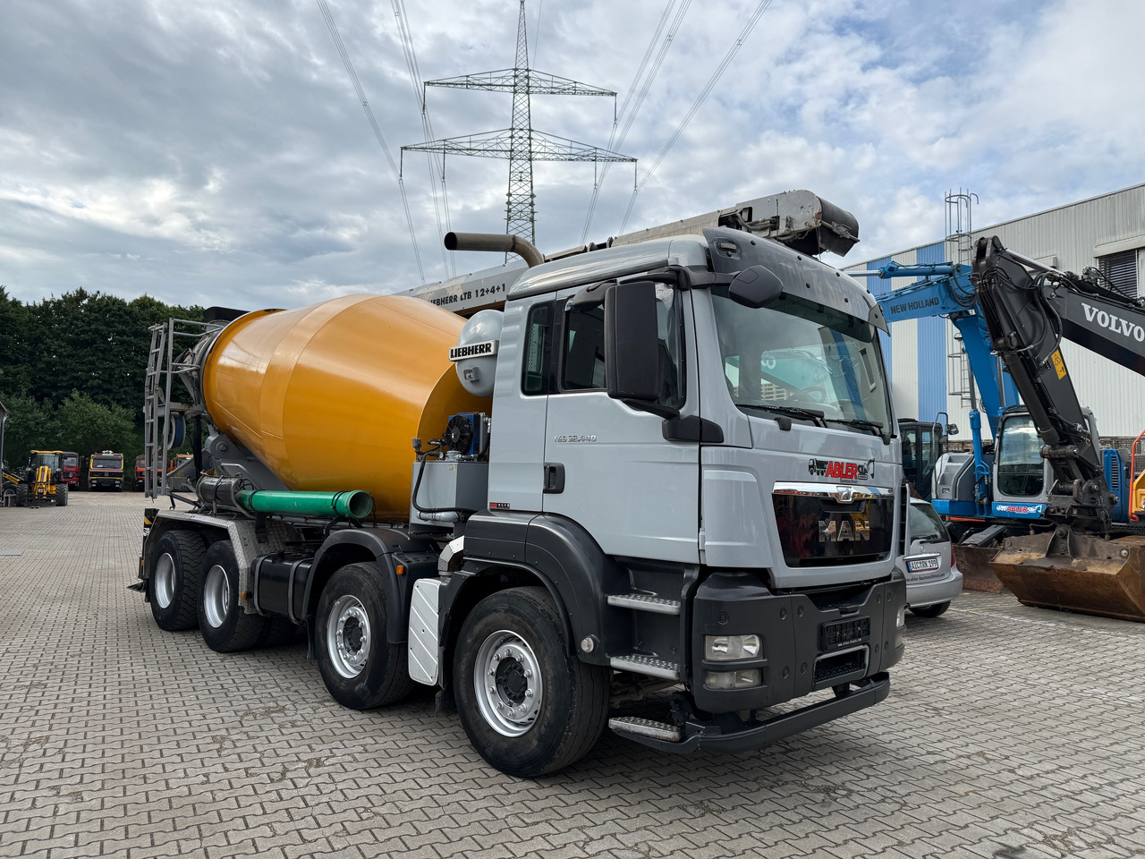 MAN TGS 32.440 Betonmischer 9m3 mit Förderband Liebherr - Autodomíchávač: obrázek 3 MAN TGS 32.440 Betonmischer 9m3 mit Förderband Liebherr - Autodomíchávač: obrázek 3