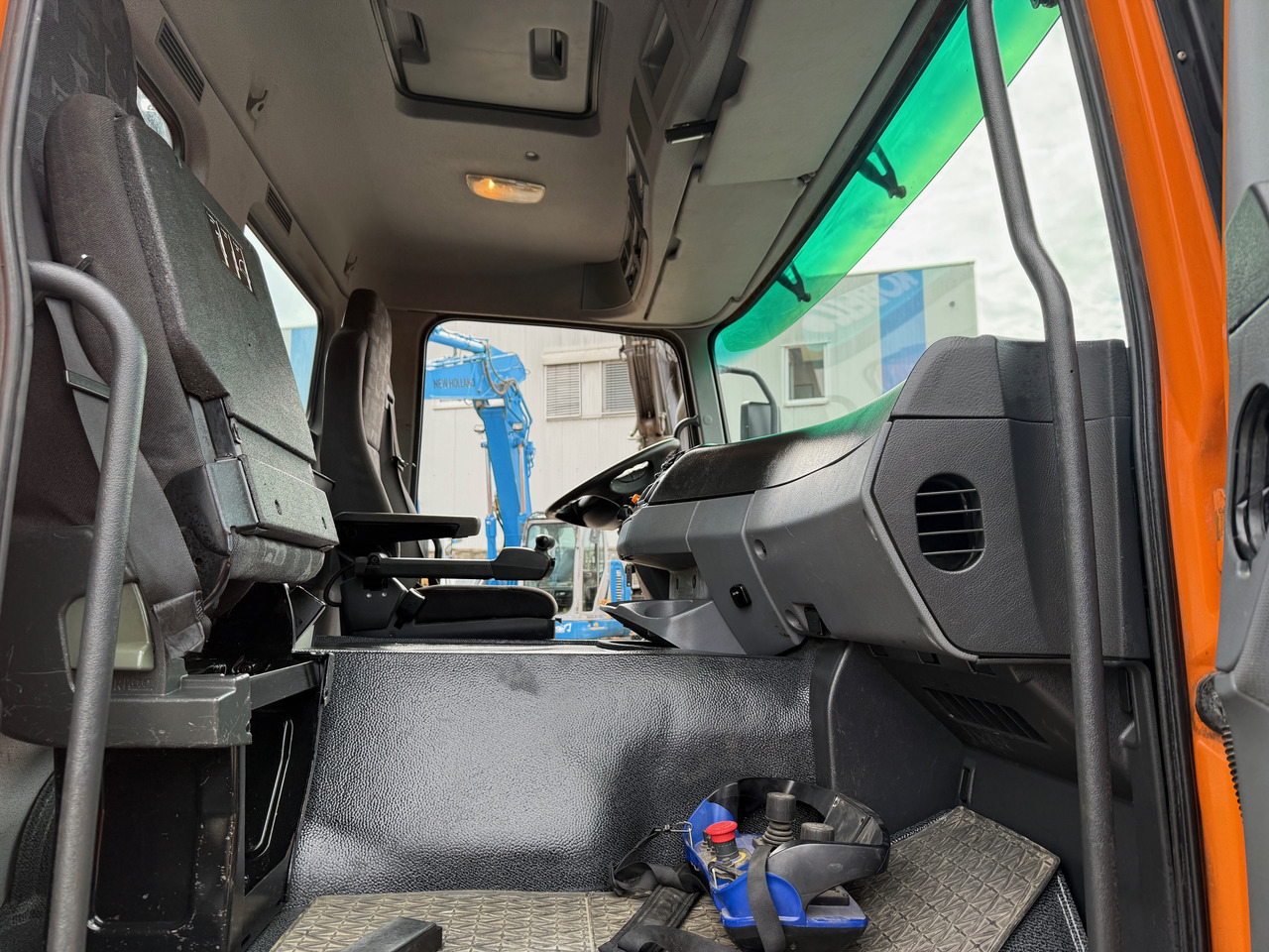 Sklápěč, Auto s hydraulickou rukou Mercedes-Benz 1832 Actros MP2 3-Seiten-Kipper mit Kran + Funk: obrázek 19