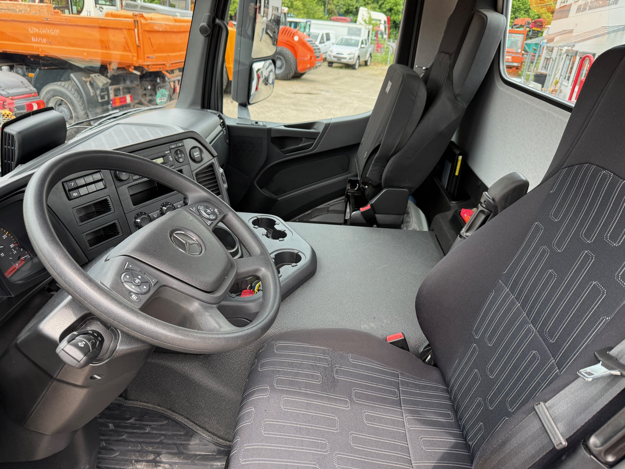 Sklápěč Mercedes-Benz 1835 Arocs 3-Seiten-Kipper 4900 km: obrázek 20