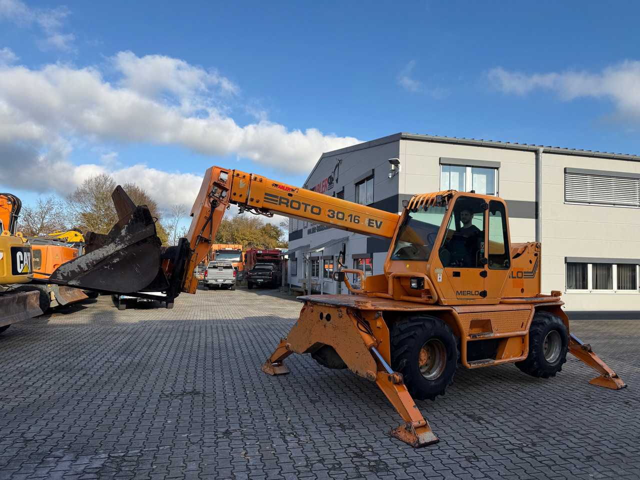 Merlo Roto 30.16 EV Teleskoplader 16m Arbeitskorb - Kolový nakladač: obrázek 2 Merlo Roto 30.16 EV Teleskoplader 16m Arbeitskorb - Kolový nakladač: obrázek 2