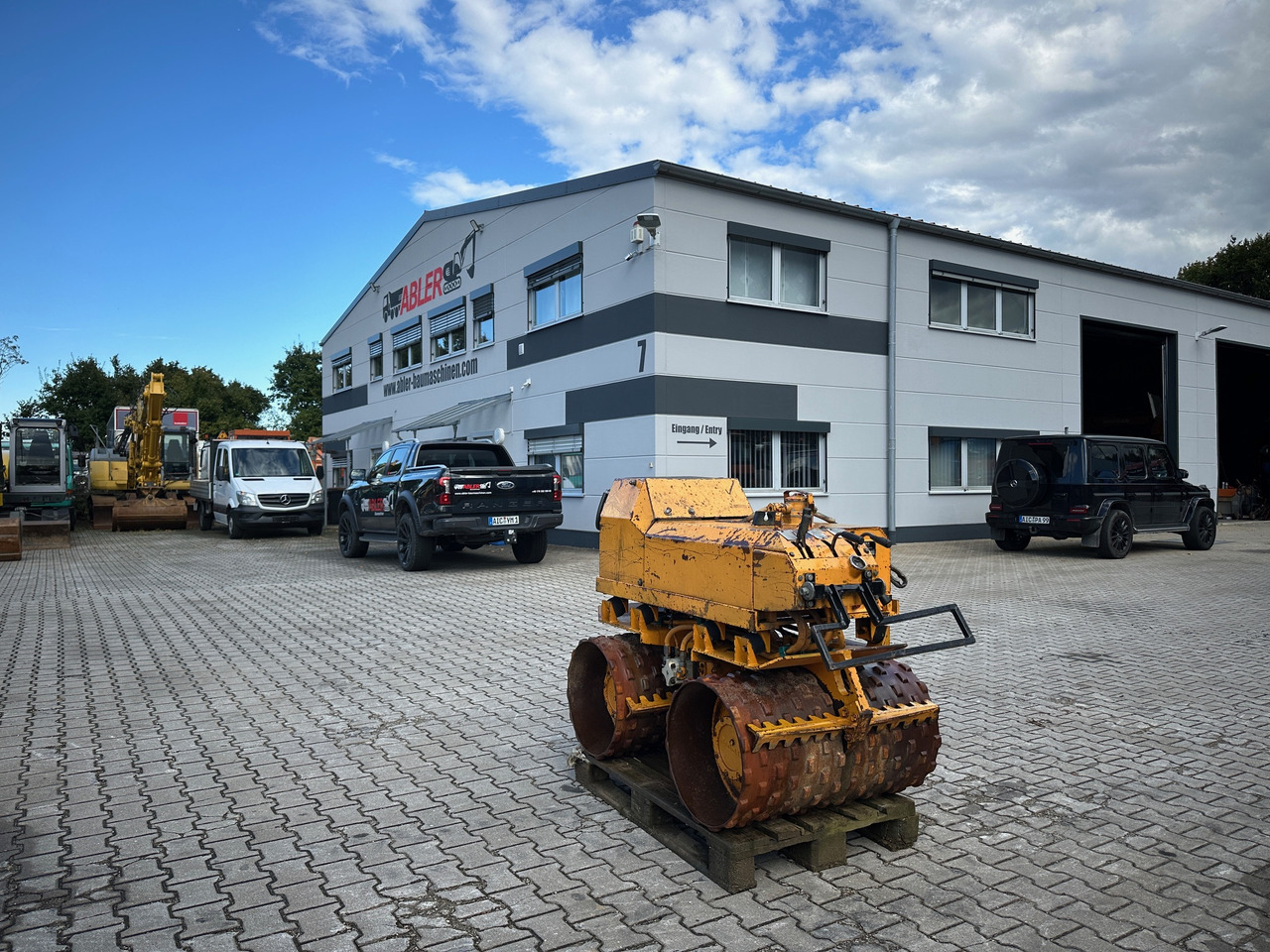 Rammax RW1403 Grabenwalze - Mini válec: obrázek 2 Rammax RW1403 Grabenwalze - Mini válec: obrázek 2