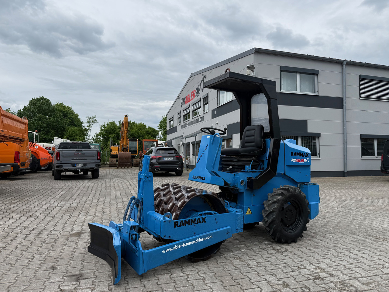 Rammax RW1800 SPT Erdbauwalze mit Schild - Válec: obrázek 2 Rammax RW1800 SPT Erdbauwalze mit Schild - Válec: obrázek 2