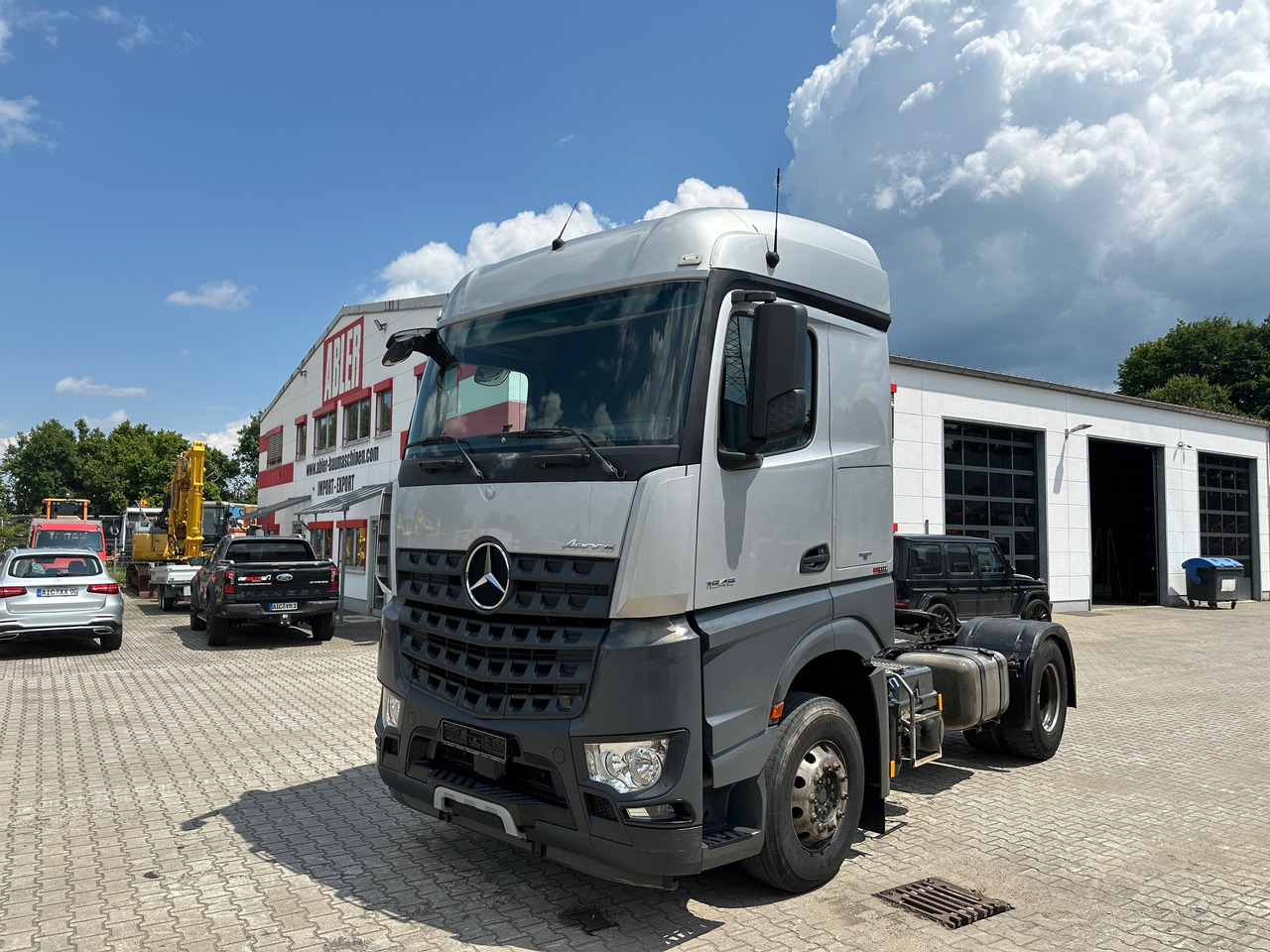 Mercedes-Benz 1845 Arocs SZM Kipphydraulik Mischerantrieb - Tahač: obrázek 2 Mercedes-Benz 1845 Arocs SZM Kipphydraulik Mischerantrieb - Tahač: obrázek 2