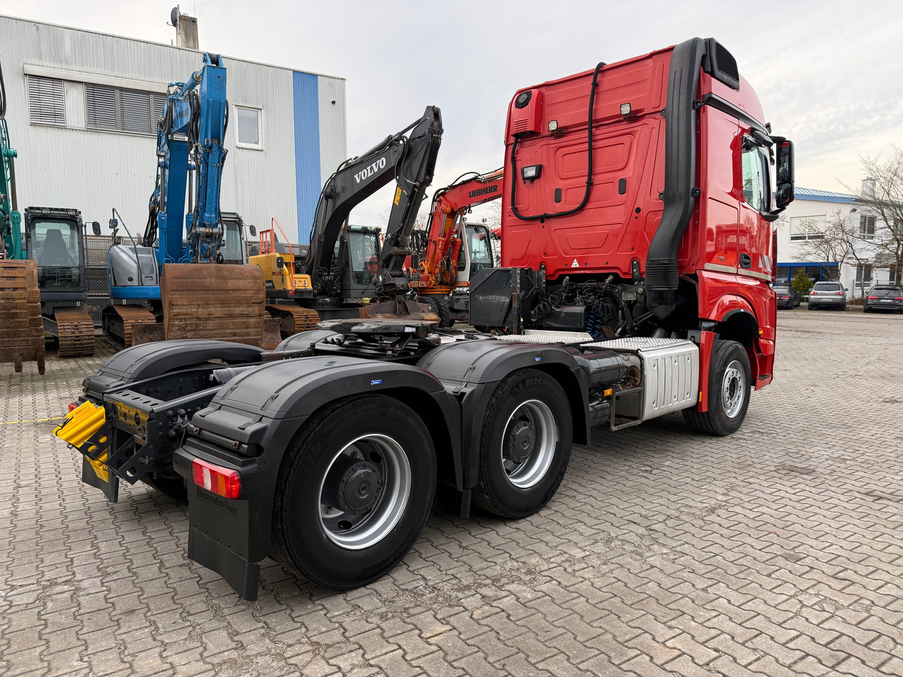 Mercedes-Benz 2663 Arocs Schwerlast SZM VOLL - Tahač: obrázek 4 Mercedes-Benz 2663 Arocs Schwerlast SZM VOLL - Tahač: obrázek 4