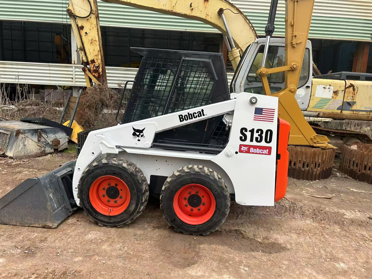 Bobcat S130 - Smykový nakladač: obrázek 1 Bobcat S130 - Smykový nakladač: obrázek 1