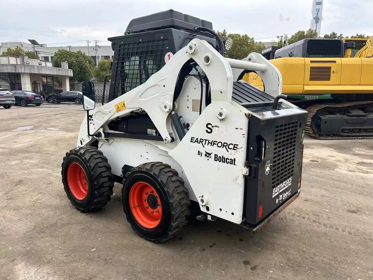 Bobcat S18 - Smykový nakladač: obrázek 3 Bobcat S18 - Smykový nakladač: obrázek 3