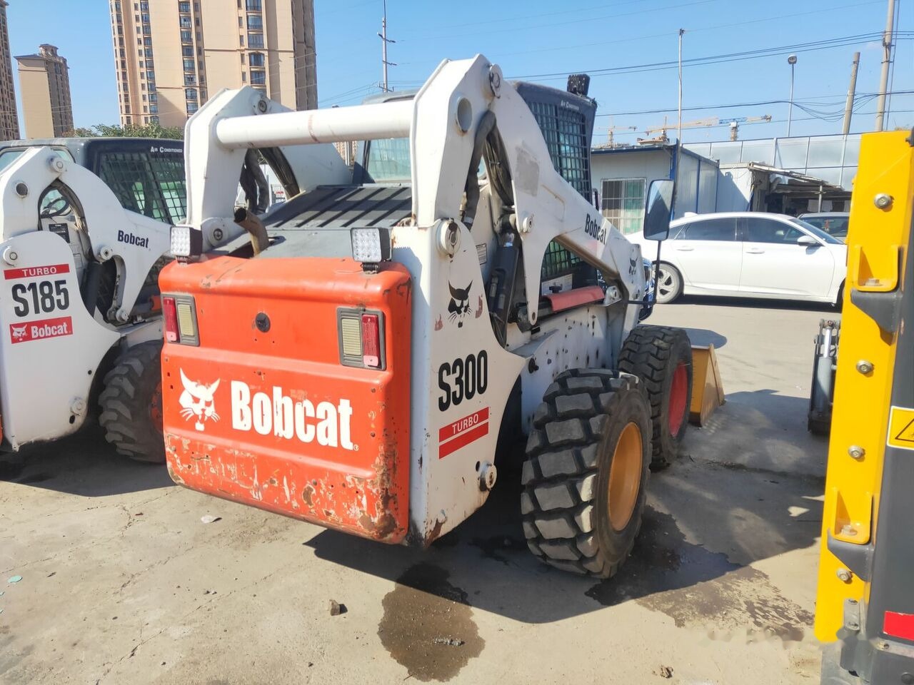 Bobcat S300 - Smykový nakladač: obrázek 4 Bobcat S300 - Smykový nakladač: obrázek 4