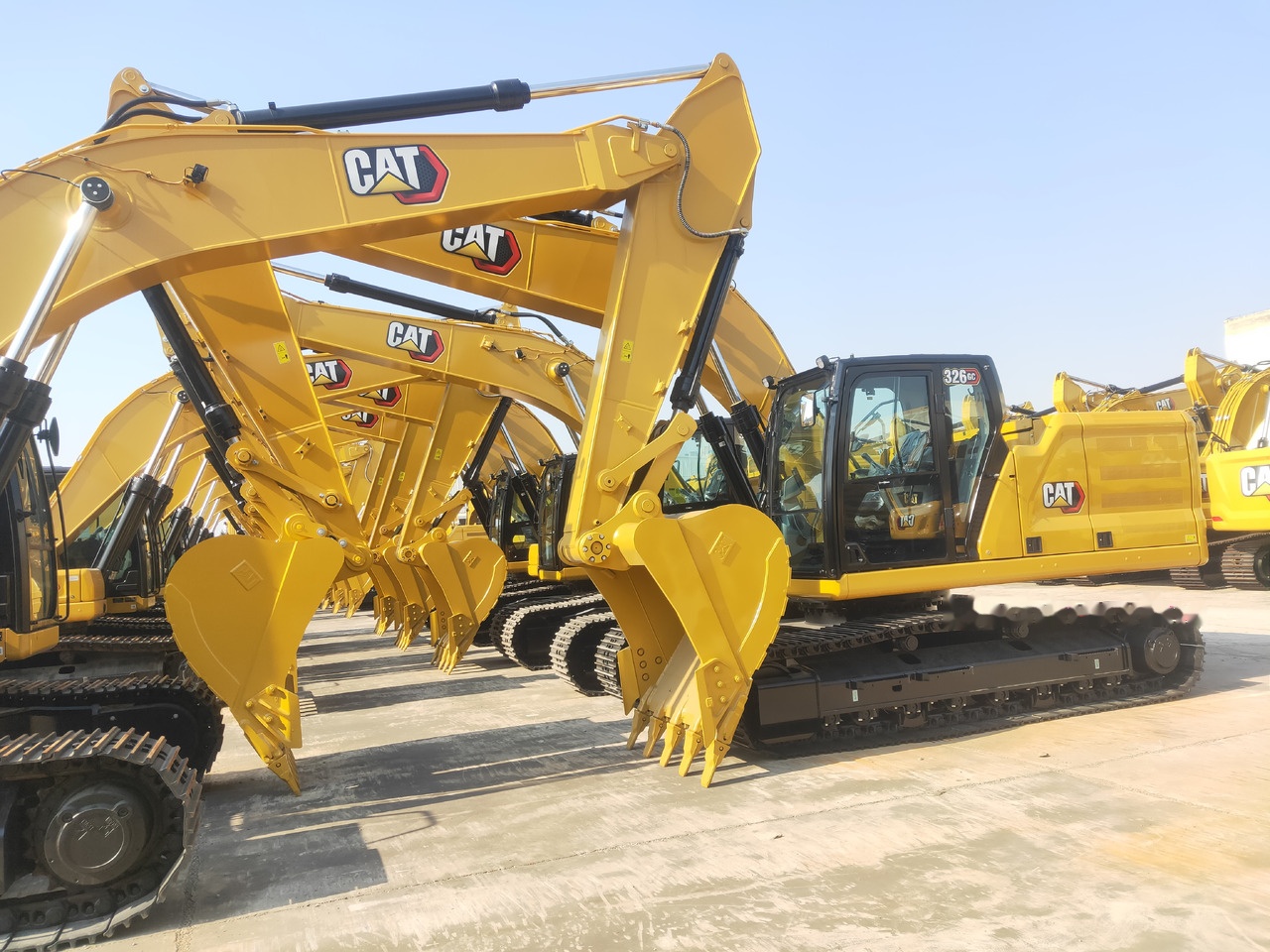 Caterpillar 326GC - Pásové rýpadlo: obrázek 1 Caterpillar 326GC - Pásové rýpadlo: obrázek 1