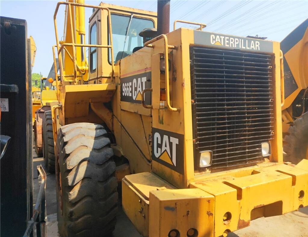Caterpillar 966 E - Kolový nakladač: obrázek 2 Caterpillar 966 E - Kolový nakladač: obrázek 2