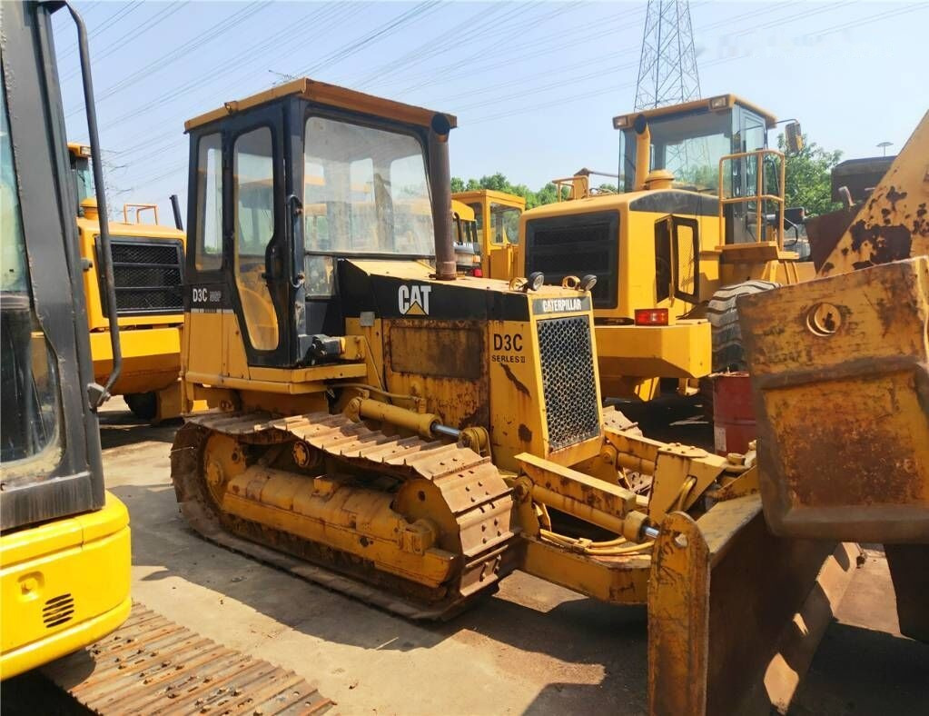 Caterpillar D 3 C - Buldozer: obrázek 1 Caterpillar D 3 C - Buldozer: obrázek 1
