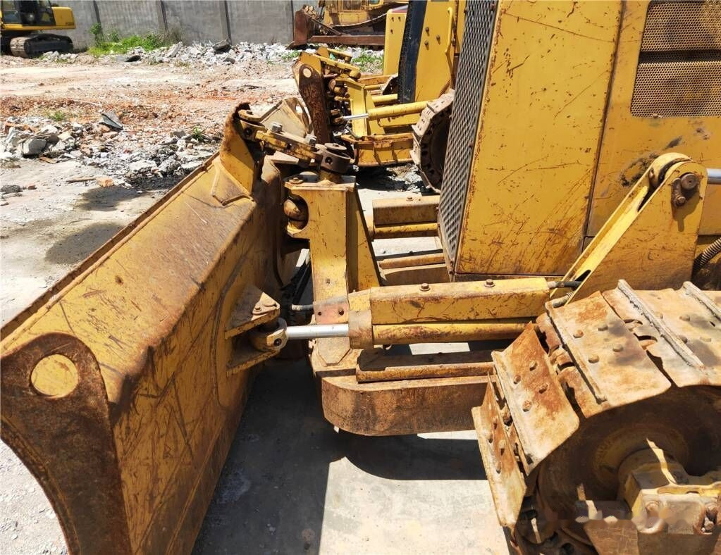 Caterpillar D 4 C - Buldozer: obrázek 5 Caterpillar D 4 C - Buldozer: obrázek 5