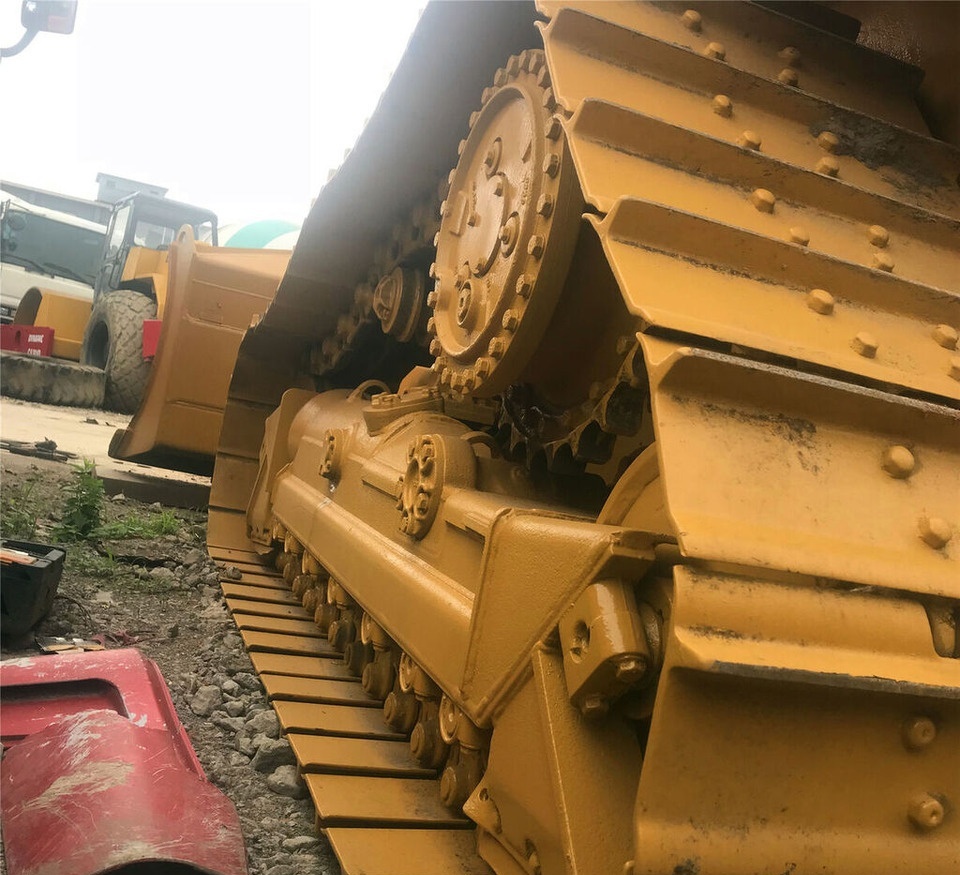 Caterpillar D5M - Buldozer: obrázek 4 Caterpillar D5M - Buldozer: obrázek 4