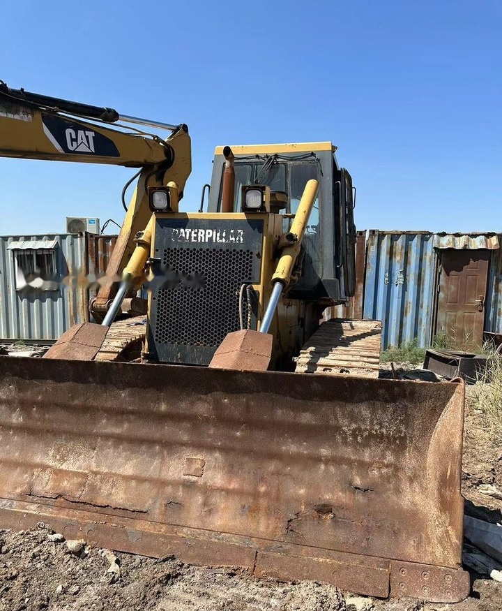 Caterpillar D6G-2 - Buldozer: obrázek 1 Caterpillar D6G-2 - Buldozer: obrázek 1