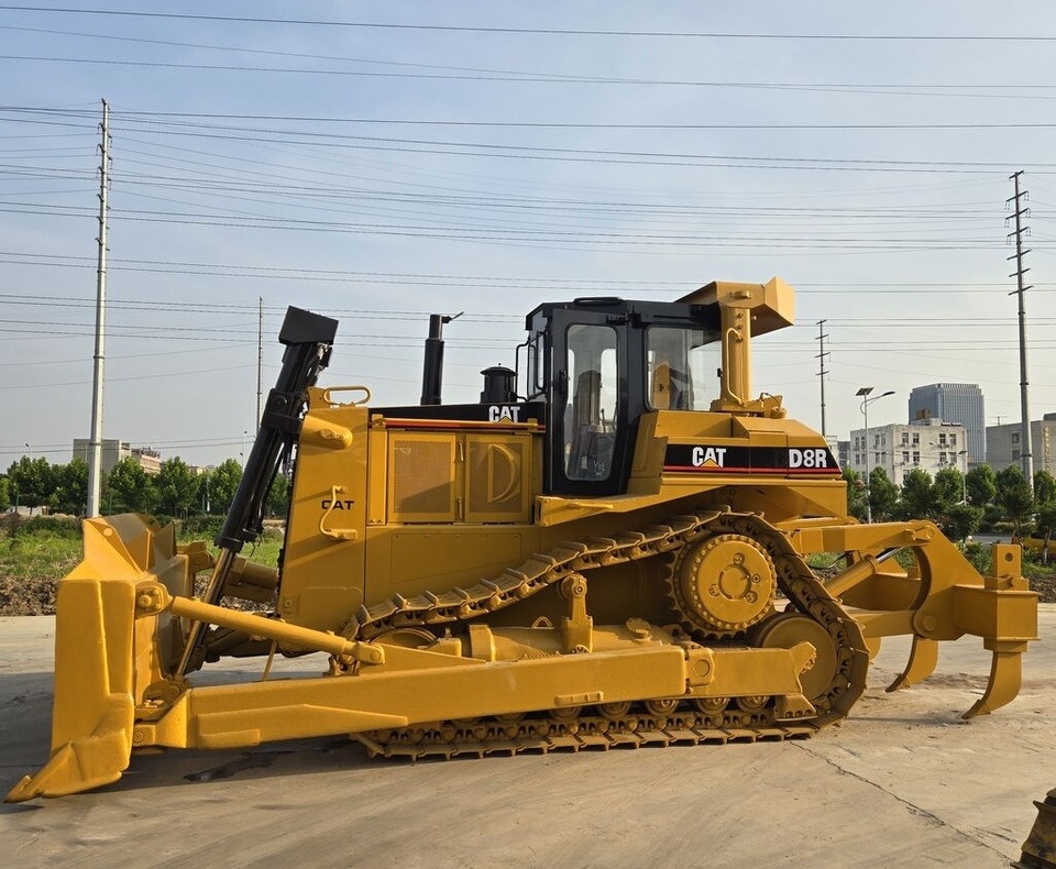 Caterpillar D8R - Buldozer: obrázek 1 Caterpillar D8R - Buldozer: obrázek 1