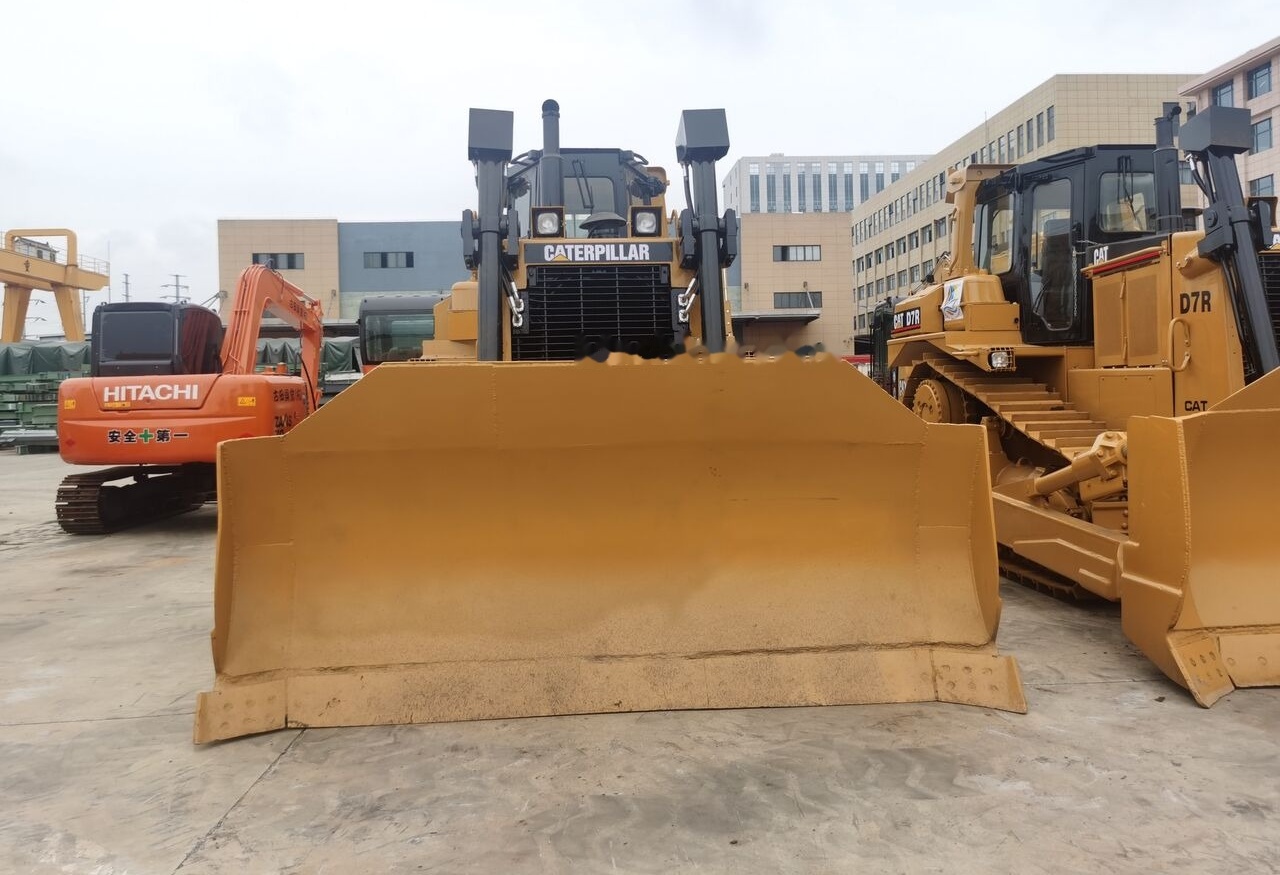 Caterpillar D8R - Buldozer: obrázek 5 Caterpillar D8R - Buldozer: obrázek 5
