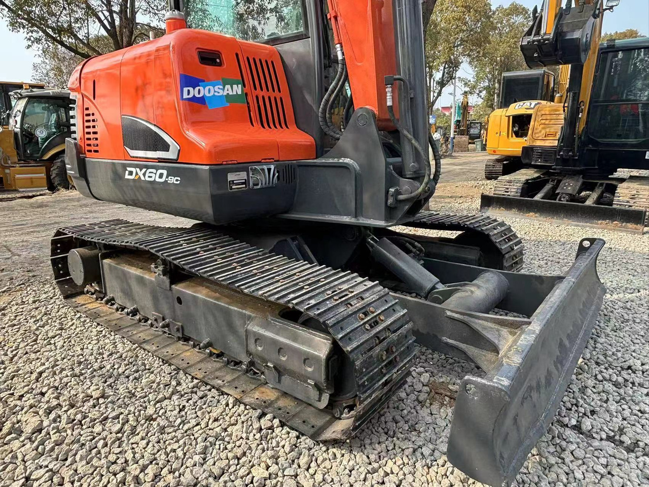 Doosan DX60-9C - Pásové rýpadlo: obrázek 2 Doosan DX60-9C - Pásové rýpadlo: obrázek 2