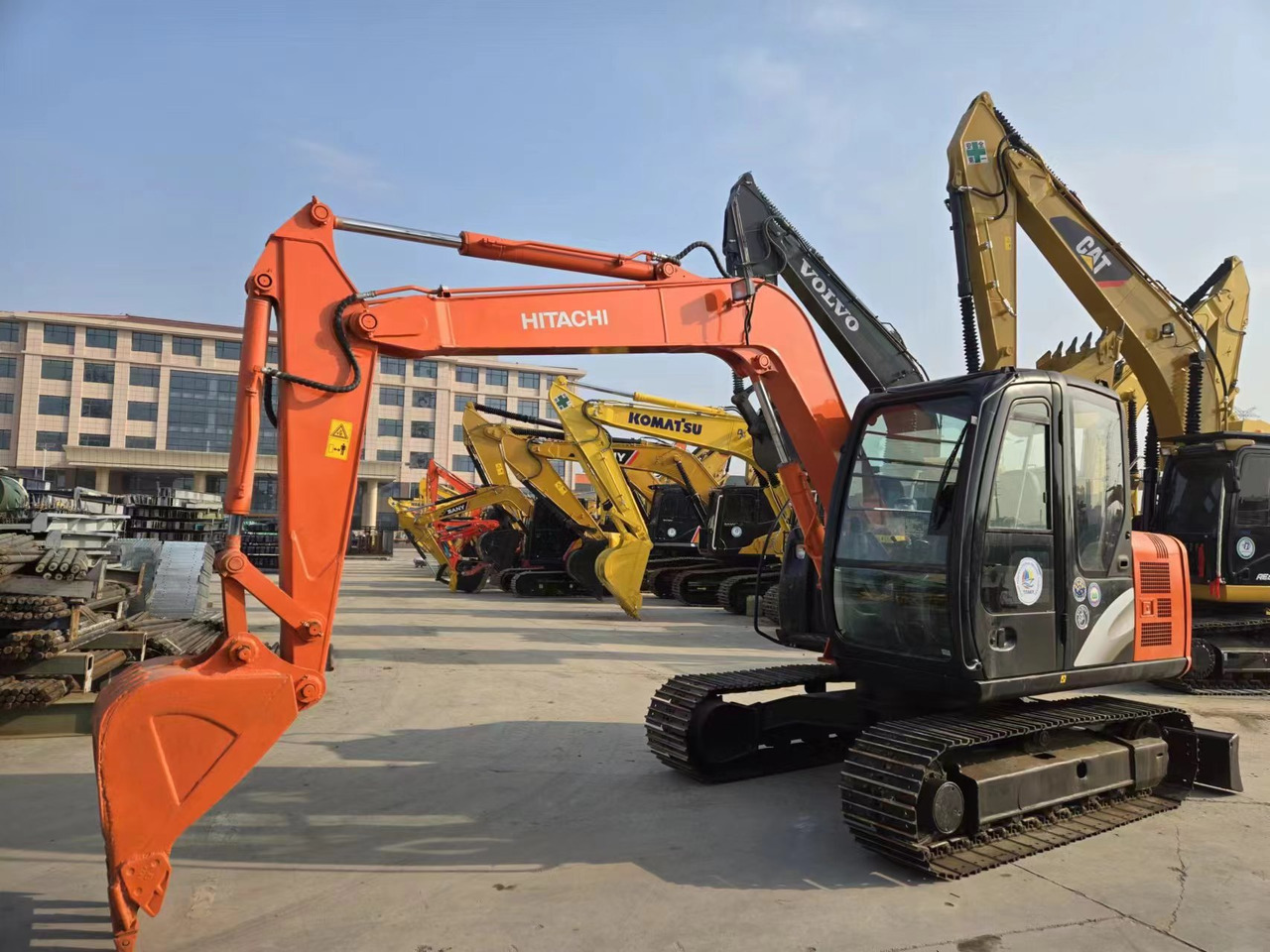 HITACHI ZX60 - Mini rýpadlo: obrázek 5 HITACHI ZX60 - Mini rýpadlo: obrázek 5