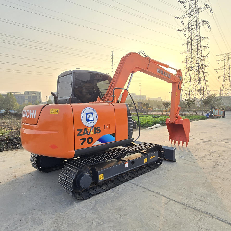 HITACHI ZX70 - Mini rýpadlo: obrázek 2 HITACHI ZX70 - Mini rýpadlo: obrázek 2