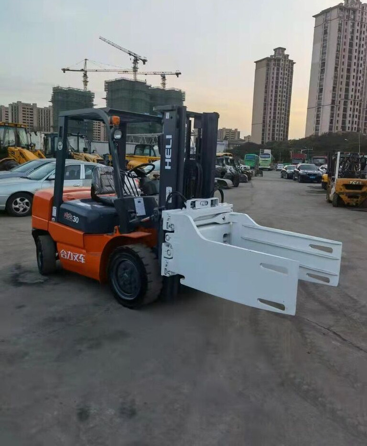 Heli H2000 3 Ton - Dieselový vysokozdvižný vozík: obrázek 4 Heli H2000 3 Ton - Dieselový vysokozdvižný vozík: obrázek 4