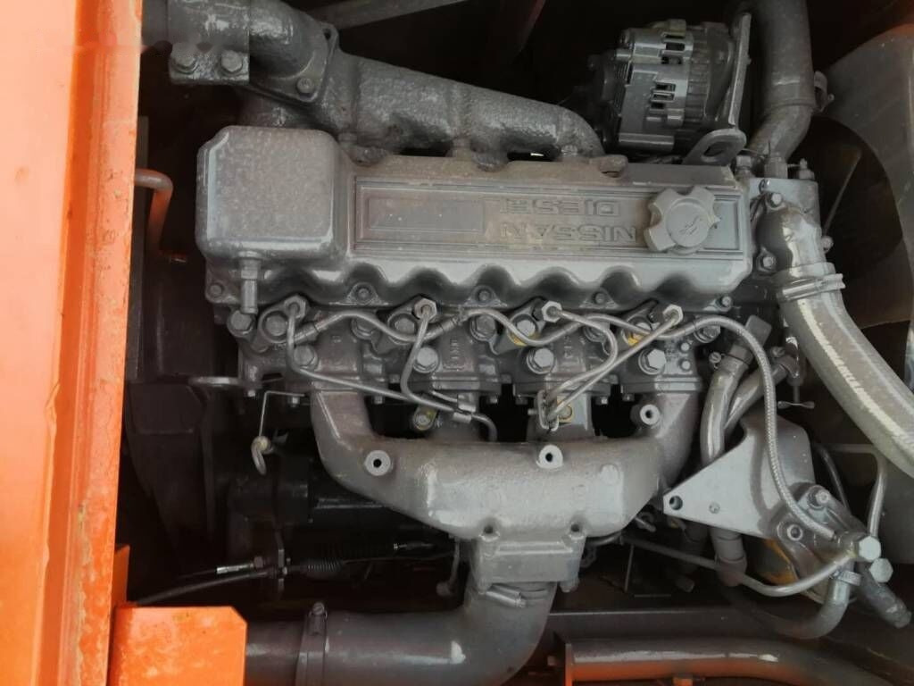 Hitachi EX 60 - Mini rýpadlo: obrázek 4 Hitachi EX 60 - Mini rýpadlo: obrázek 4