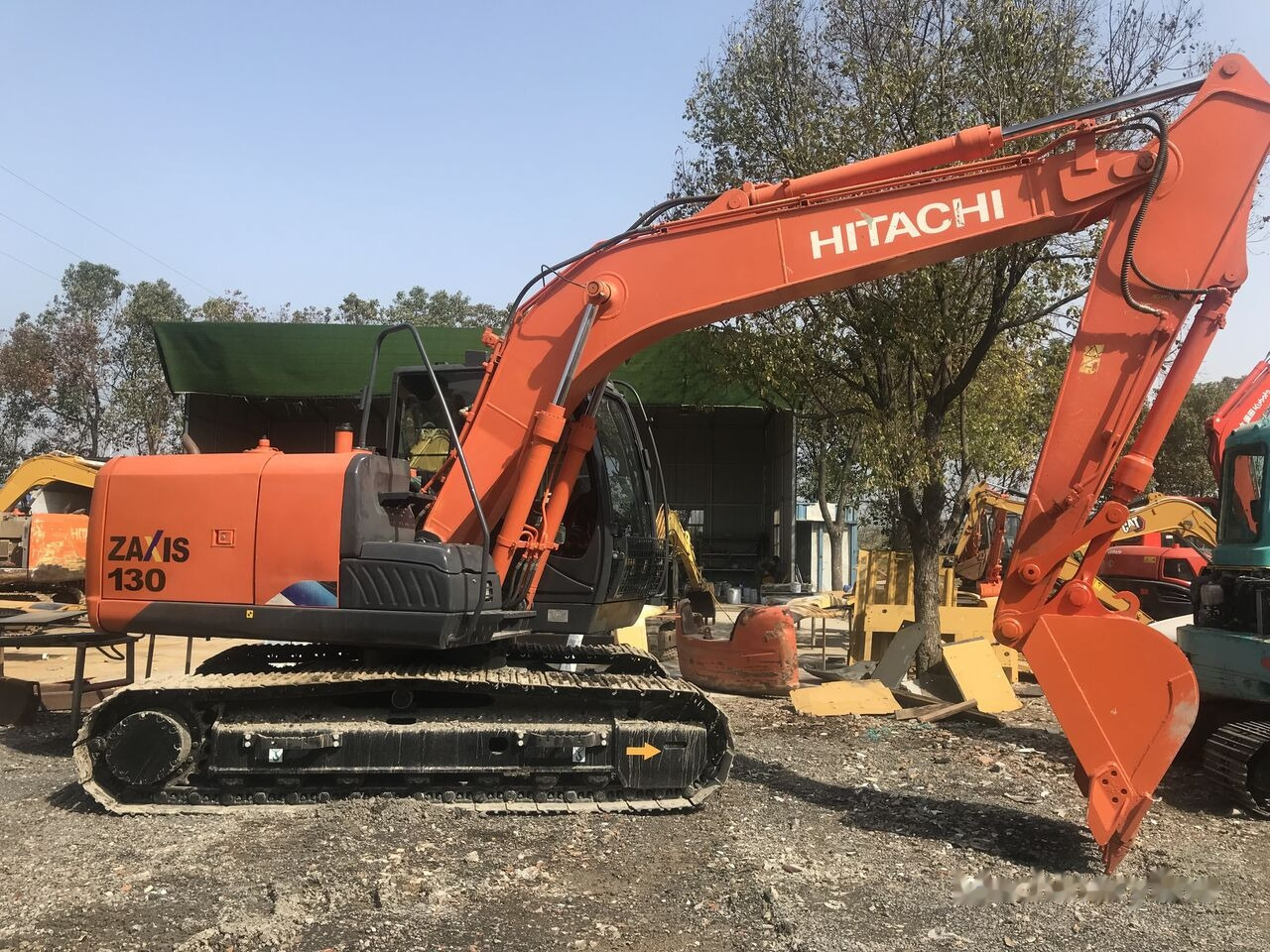 Hitachi ZX130 - Pásové rýpadlo: obrázek 4 Hitachi ZX130 - Pásové rýpadlo: obrázek 4
