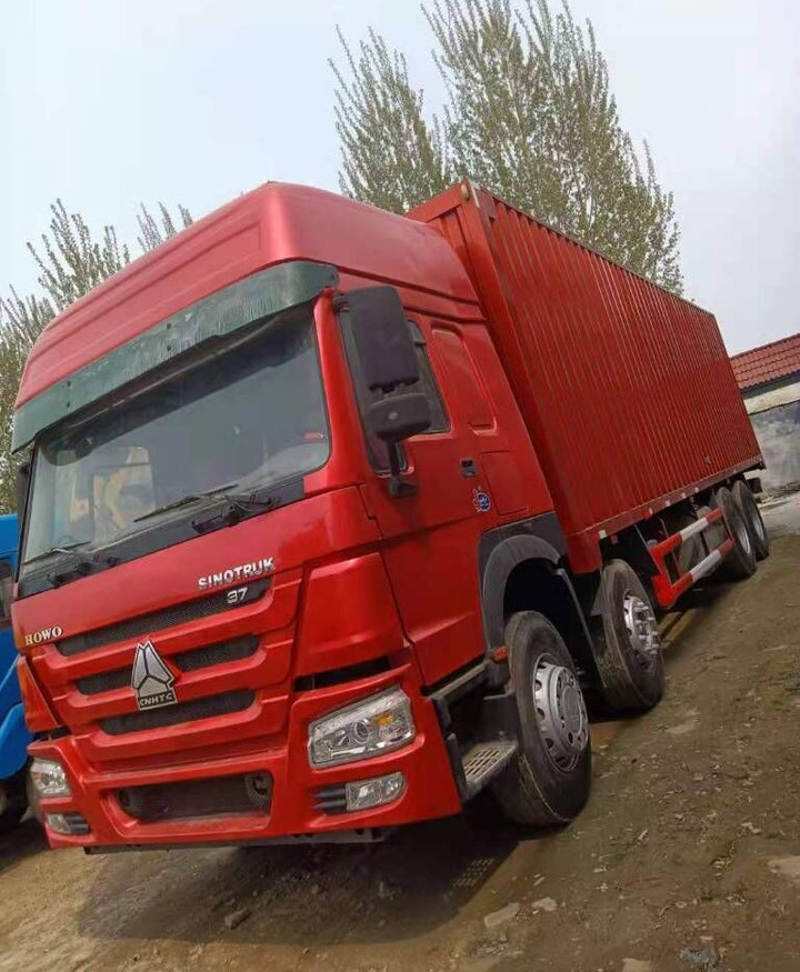 Howo 8X4 Box Truck Box Van - Kontejnérový podvozek/ Výměnná nástavba: obrázek 1 Howo 8X4 Box Truck Box Van - Kontejnérový podvozek/ Výměnná nástavba: obrázek 1