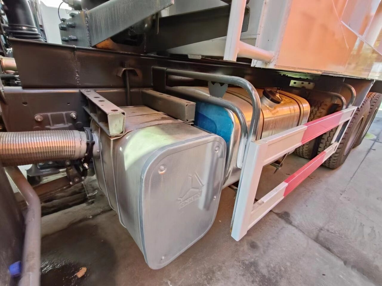 Howo New - Sklápěč: obrázek 5 Howo New - Sklápěč: obrázek 5