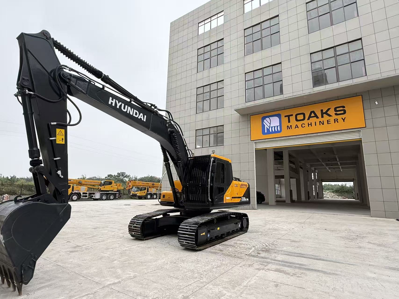 Hyudai R220LC-9S - Rýpadlo: obrázek 2 Hyudai R220LC-9S - Rýpadlo: obrázek 2