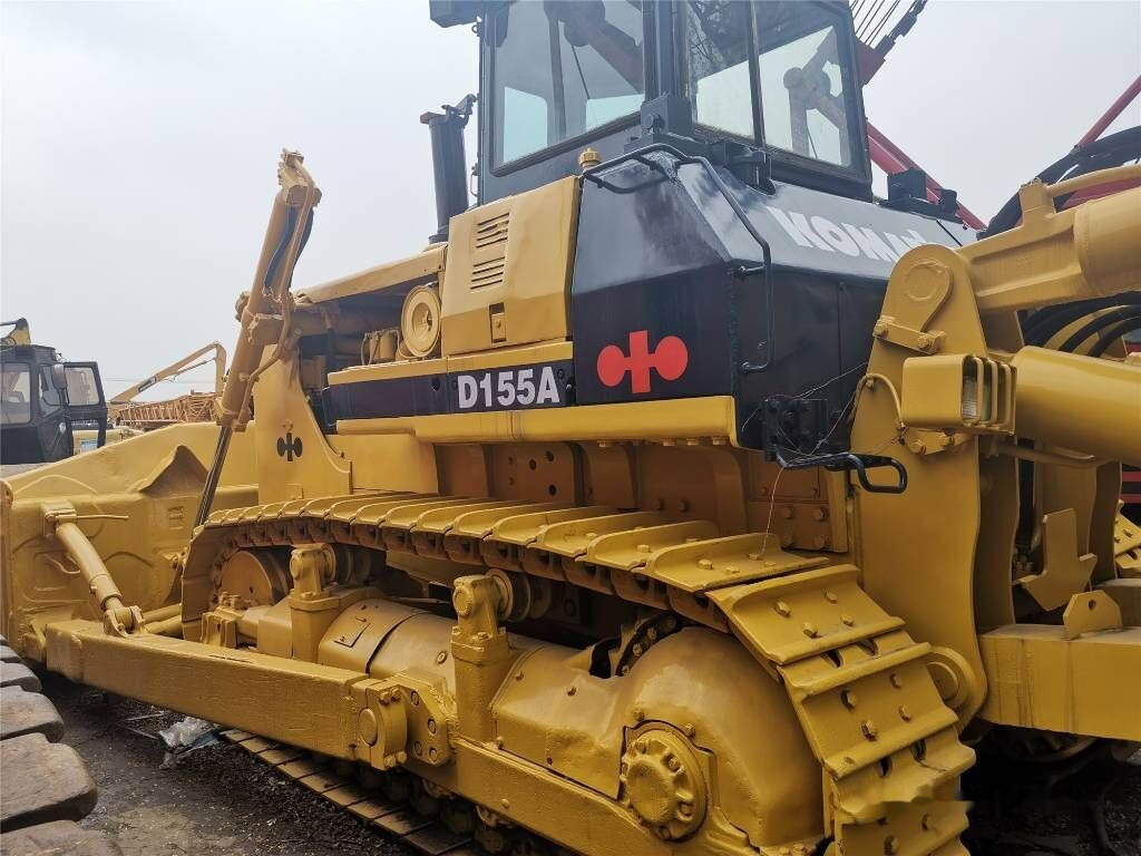 Komatsu D155A-2 - Buldozer: obrázek 2 Komatsu D155A-2 - Buldozer: obrázek 2