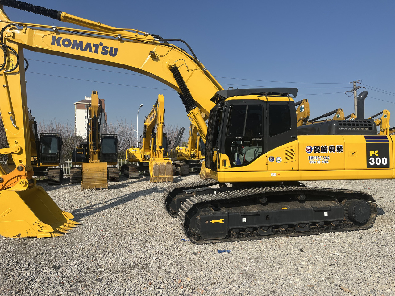 Komatsu PC300 - Pásové rýpadlo: obrázek 5 Komatsu PC300 - Pásové rýpadlo: obrázek 5