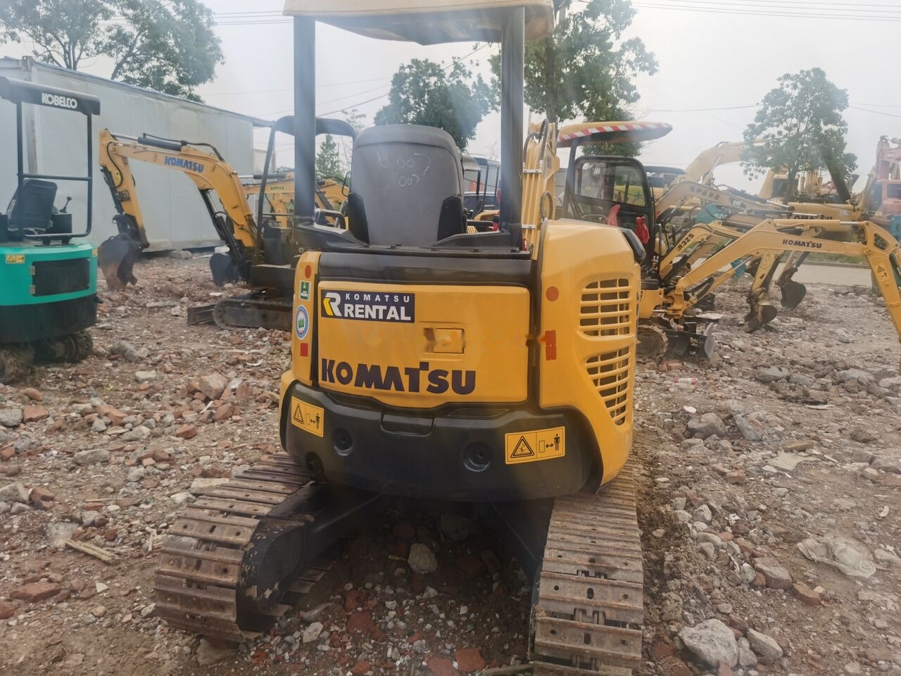 Komatsu PC35MR - Mini rýpadlo: obrázek 1 Komatsu PC35MR - Mini rýpadlo: obrázek 1